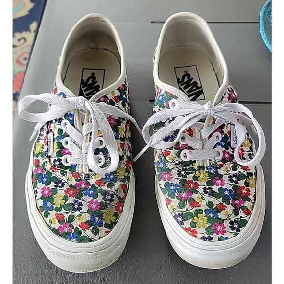 Vans Authentic Floral White Classic Canvas Skate Boat Shoes Women's Size 7.5 - Picture 1 of 6